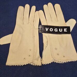 Ladies Cream Vogue Gloves Crochet Embellished Floral Cut-outs Small with Tag